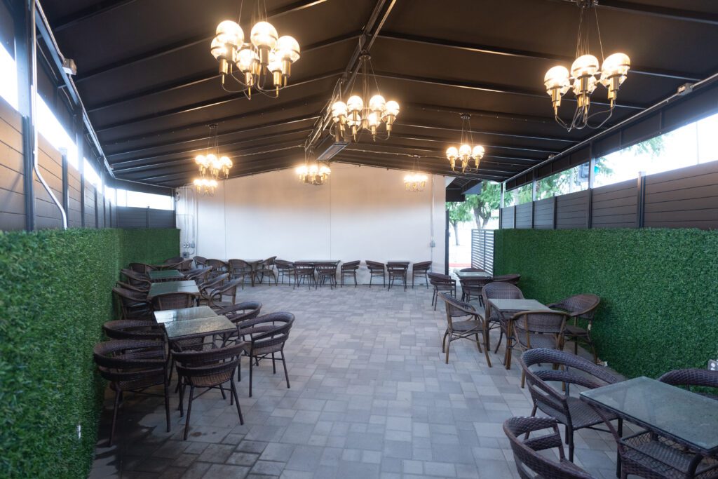 Bordeaux Venue, LA 2023: Modern banquet hall for unforgettable events. Book a free tour today!