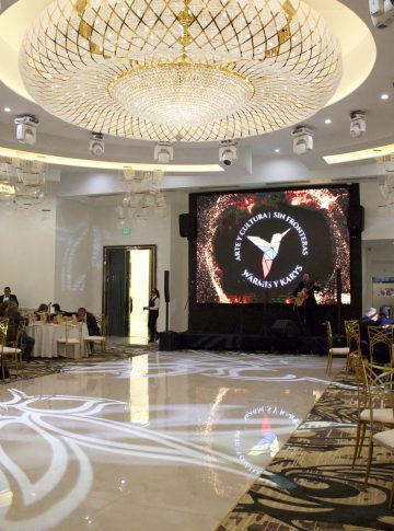 3F8A0284 Simplify corporate event planning at Bordeaux Venue in Sun Valley—glamour, luxury, and advanced technology near Burbank.
